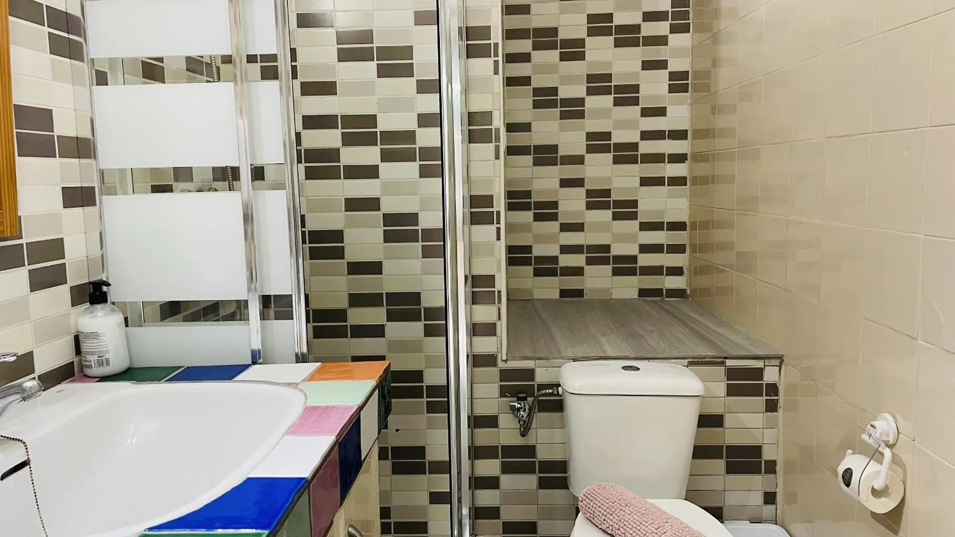 Estudio Jimena Burriana En El Centro De Nerja Apartamento
