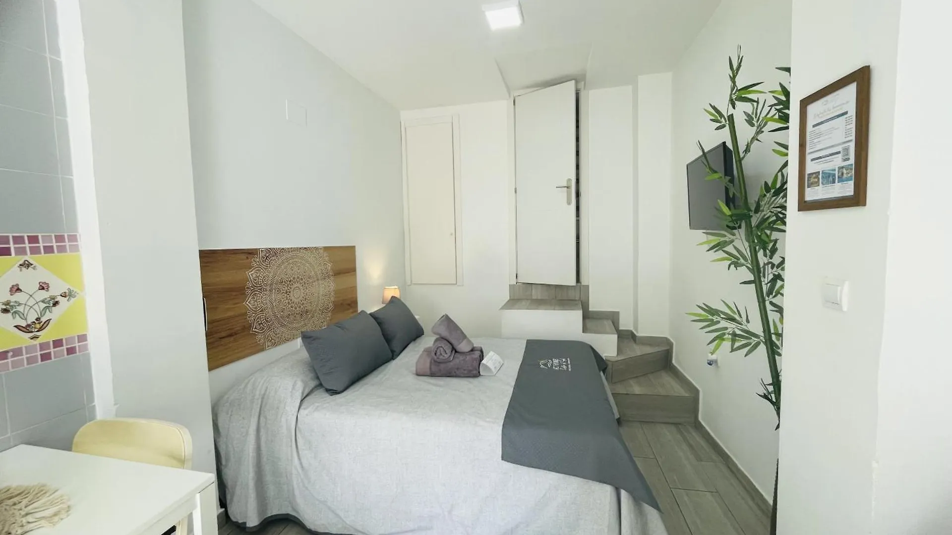 Estudio Jimena Burriana En El Centro De Nerja Apartamento